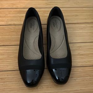 Classic black flats